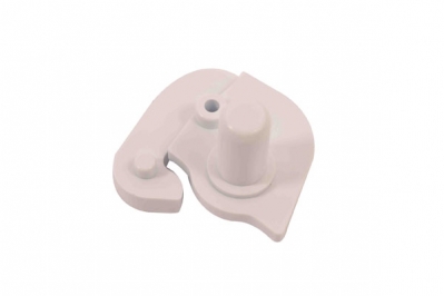 Петля двери (нижняя левая) для холодильника Ariston C00285295