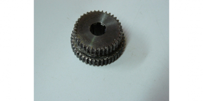 Блок шестерен (D1=39mm Z1=37 D2=45mm Z2=43)