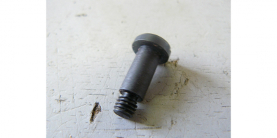 Винт специальный